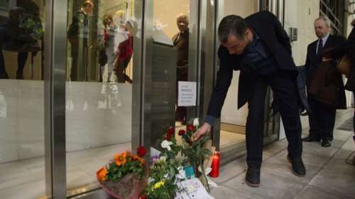 Στ. Θεοδωράκης:   Η μάχη είναι με ημιπαραφρονες όχι τους μουσουλμάνους