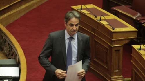 Eπίθεση με σύνθημα: Με την αριστερά έχει μόνο χειρότερα