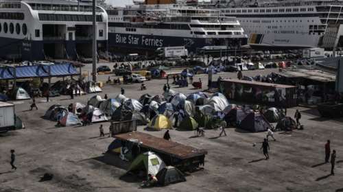 Αυξήθηκαν χθες οι προσφυγικές ροές από την Τουρκία