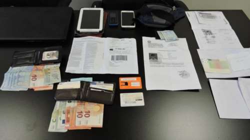 Εξαρθρώθηκε σπείρα Πακιστανών,πουλούσε πλαστά έγγραφα