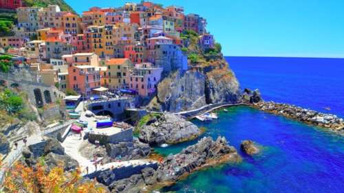 Τα top 10 μέρη της Ιταλίας: Πολύχρωμα σπίτια και κόλποι με τυρκουάζ νερά