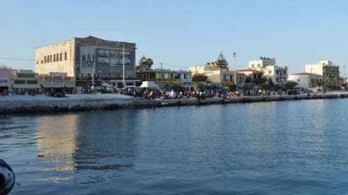 Εδεσε το «Νήσος Μύκονος» στο λιμάνι της Χίου