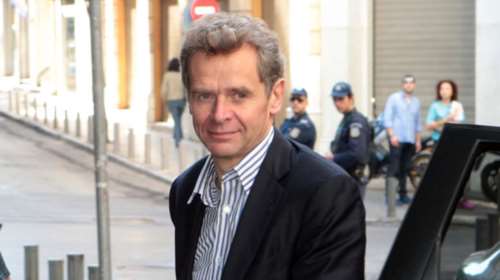 Τόμσεν σε δημοσιογράφο: Τι να κάνω,όλοι παρακολουθούν όλους