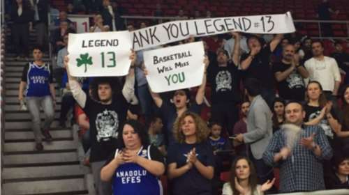 Οι Τούρκοι αποθεώνουν τον Διαμαντίδη μέσα στην Πόλη