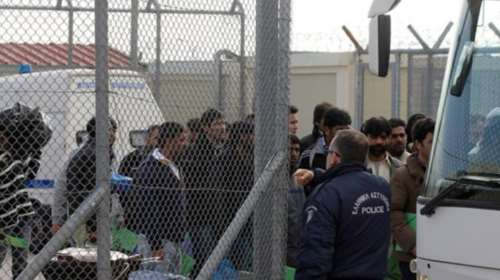 Mυστικοί αστυνομικοί ψάχνουν για τζιχαντιστές στα νησιά