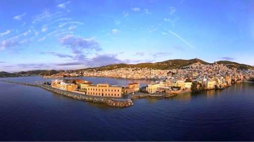 Εγινε viral: Δείτε το βίντεο με την ξενάγηση από ψηλά στην Ερμούπολη