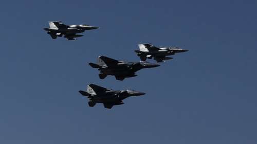 Αναστάτωση από χαμηλή πτήση μαχητικών στο Αττικό ουρανό