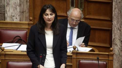 Μείωση στις αφίξεις τουριστών 20% λόγω προσφυγικού