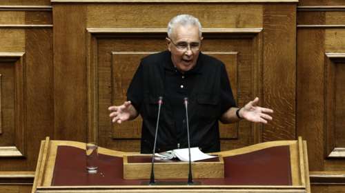 Ζουράρις τρολάρει: Εμείς οι αριστεροί λέμε το ρουσφέτι ηθικό πλεονέκτημα