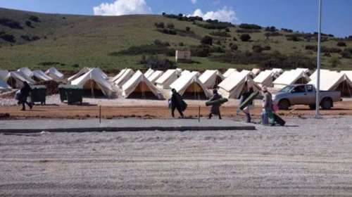 Φωτιά στον καταυλισμό προσφύγων στο Κουτσόχερο της Λάρισας