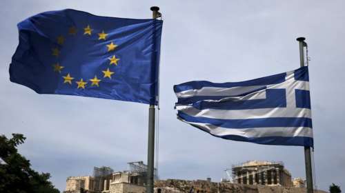 Θερμό ελληνικό καλοκαίρι βλέπουν οι διεθνείς τραπεζίτες