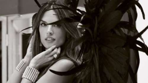 Ετσι είναι τη νύχτα η Alessandra Ambrosio