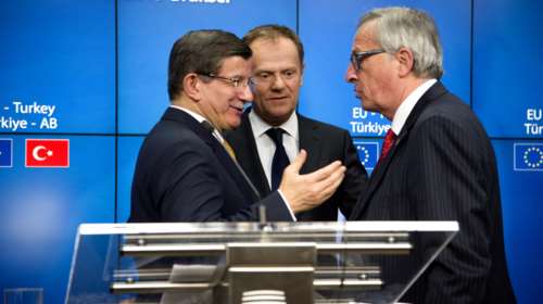 Κομισιόν: Η Τουρκία δεν πληροί ούτε τους μισούς όρους για τις βίζες