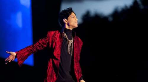 Διάσημοι καλλιτέχνες αποχαιρετούν τον Prince