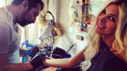 Καινούργιου:Τι θα κάνει το τατουάζ με αρχικά Σταθοκωστόπουλου που χώρισε;