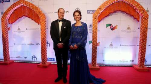 Πόσο κόστισε η βασιλική γκαρνταρόμπα της Κέιτ Μίντλετον στην Ινδία;