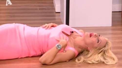 Η σύμπτωση που έριξε την Μενεγάκη στα πατώματα: Δεν το πιστεύω.Θα τρελαθώ