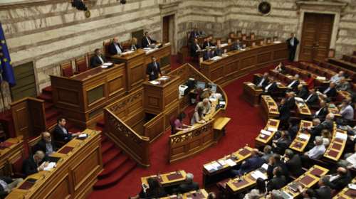 Κατατέθηκε στη Βουλή το ασφαλιστικό και φορολογικό νομοσχέδιο