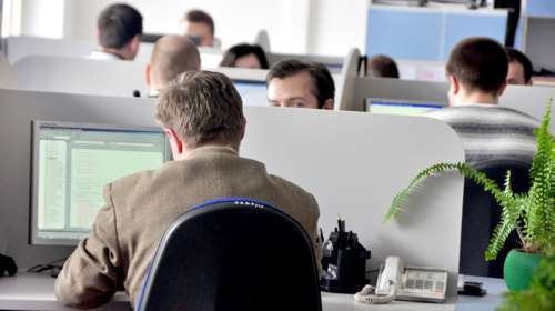 Νέες προσλήψεις μονίμων και συμβασιούχων στο Δημόσιο