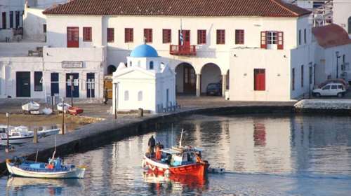 Συνελήφθη ο προϊστάμενος της Πολεοδομίας Μυκόνου