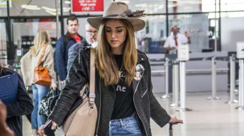 Τι φοράει όταν... «πετάει» η No1 fashion blogger στον κόσμο;