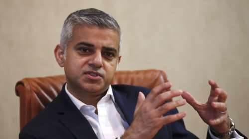 Πακιστανός, γιος οδηγού λεωφορείου δήμαρχος Λονδίνου;