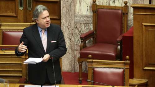 Οι μύθοι Κατρούγκαλου και η αλήθεια για τις συντάξεις