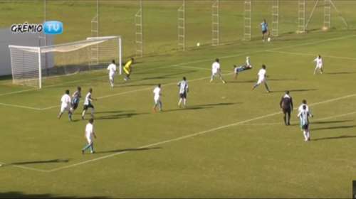 Ποιος Μέσι και Νεϊμάρ; Τι γκολ έβαλε ο άνθρωπος (video)