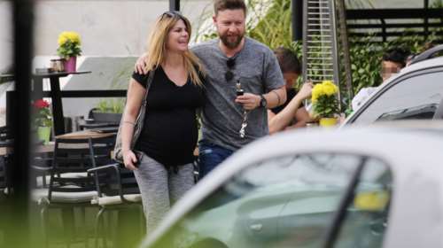 Το τρυφερό post του Γ.Βαρδή για την κόρη που περιμένει και τον πατέρα του