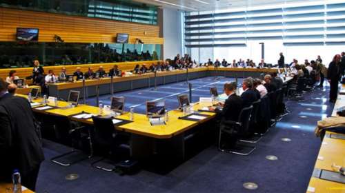 «Πιο κοντά», αλλά χωρίς συμφωνία το Euro Working Group