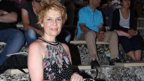 Έχετε δει την κόρη της Κατερίνας Παπακώστα; Είναι κούκλα και ηθοποιός