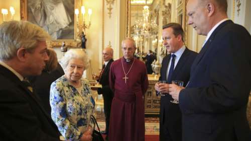 Νέα απίστευτη γκάφα Κάμερον: Ποιους είπε διεφθαρμένους