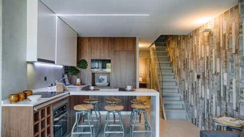 Αυτό το σπίτι δεν έχει μόνο εκπληκτικό design αλλά και υπέροχη θέα