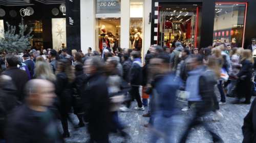 «Φωτιά» στο πορτοφόλι από την καταιγίδα των νέων φόρων σε δύο δόσεις