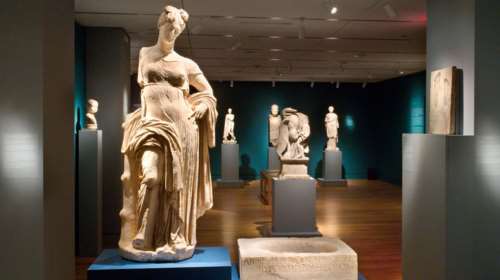 Οι New York Times εξυμνούν την Έκθεση «Θεοί και Θνητοί στον Όλυμπο»