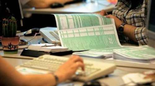 Φορο-σοκ για άνεργους και υποαπασχολούμενους στο Taxis