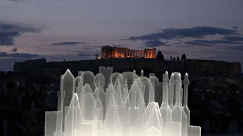 Eγκαίνια-δοκιμή  στην ταράτσα του Εθνικού Μουσείου Σύγχρονης Τέχνης
