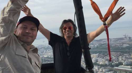 Έφτασε με το αερόστατο στη Θεσσαλονίκη ο Ηλίας Ψινάκης