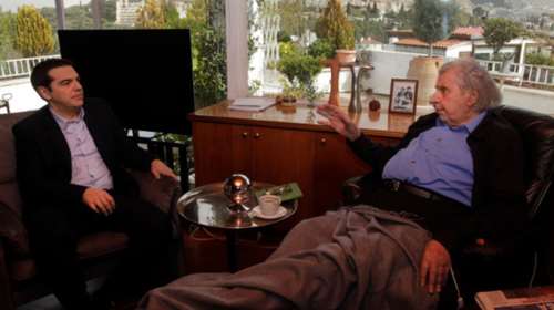 Μίκης Θεοδωράκης: Ειλικρινά λυπάμαι για τον Τσίπρα