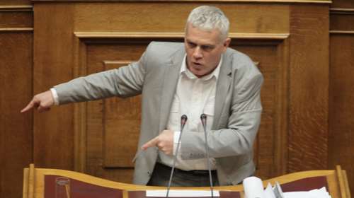 «Θα κλάψω» αν πουληθεί η ΔΕΗ, λέει ο αρμόδιος υπουργός