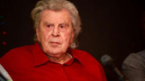 Ξέσπασμα Μίκη: Μας κυβερνά ένα αριστεροδεξιό μόρφωμα μειοψηφίας