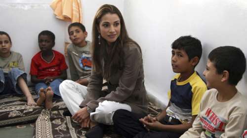 Συγκλονίζει η βασίλισσα Ράνια: Ένας ζωντανός θάνατος. Αυτό είδα στη Λέσβο