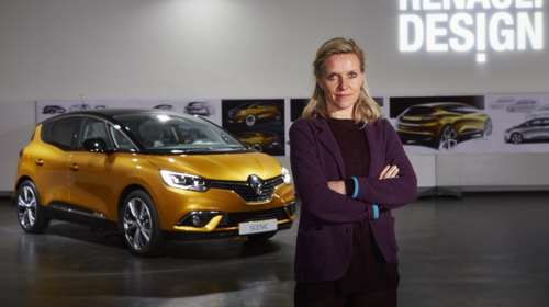 H επικεφαλής σχεδιασμού της Renault σαρώνει τα βραβεία