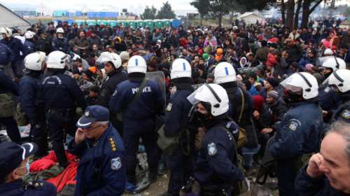 Σύλληψη δημοσιογράφου της Bild στην Ειδομένη