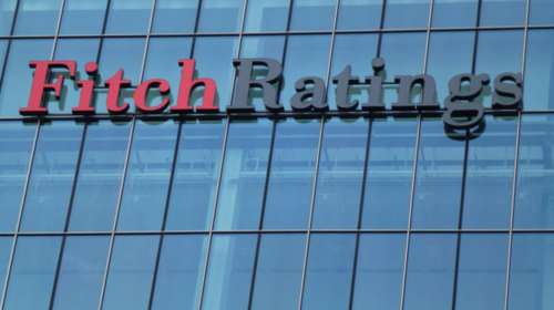 Fitch: Δύσκολο για την Αθήνα να εφαρμόσει πολιτικά αμφιλεγόμενα μέτρα