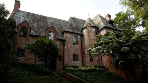 Αυτό είναι το νέο σπίτι των Ομπάμα στην Ουάσιγκτον - δείτε φωτό -