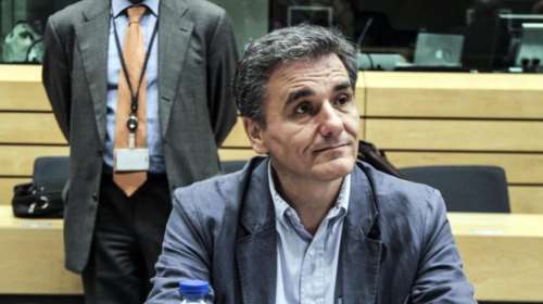 Τσακαλώτος:Υφεσιακά τα μέτρα,συμφωνώ με τους δανειστές για τον ΦΠΑ