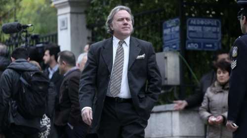 Κατρούγκαλος: Μπορούμε να ζήσουμε και χωρίς τσιγάρα ή καφέ