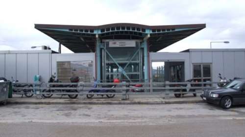 Επίθεση στον φύλακα στον προαστιακό στο Κορωπί, άρπαξαν 4.000 ευρώ