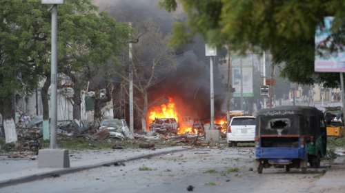 Μακελειό στη Σομαλία: Εισβολή ενόπλων σε ξενοδοχείο